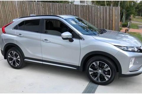 三菱太惨了！这款车每公里油费4毛4，1.6L+5MT不到10万