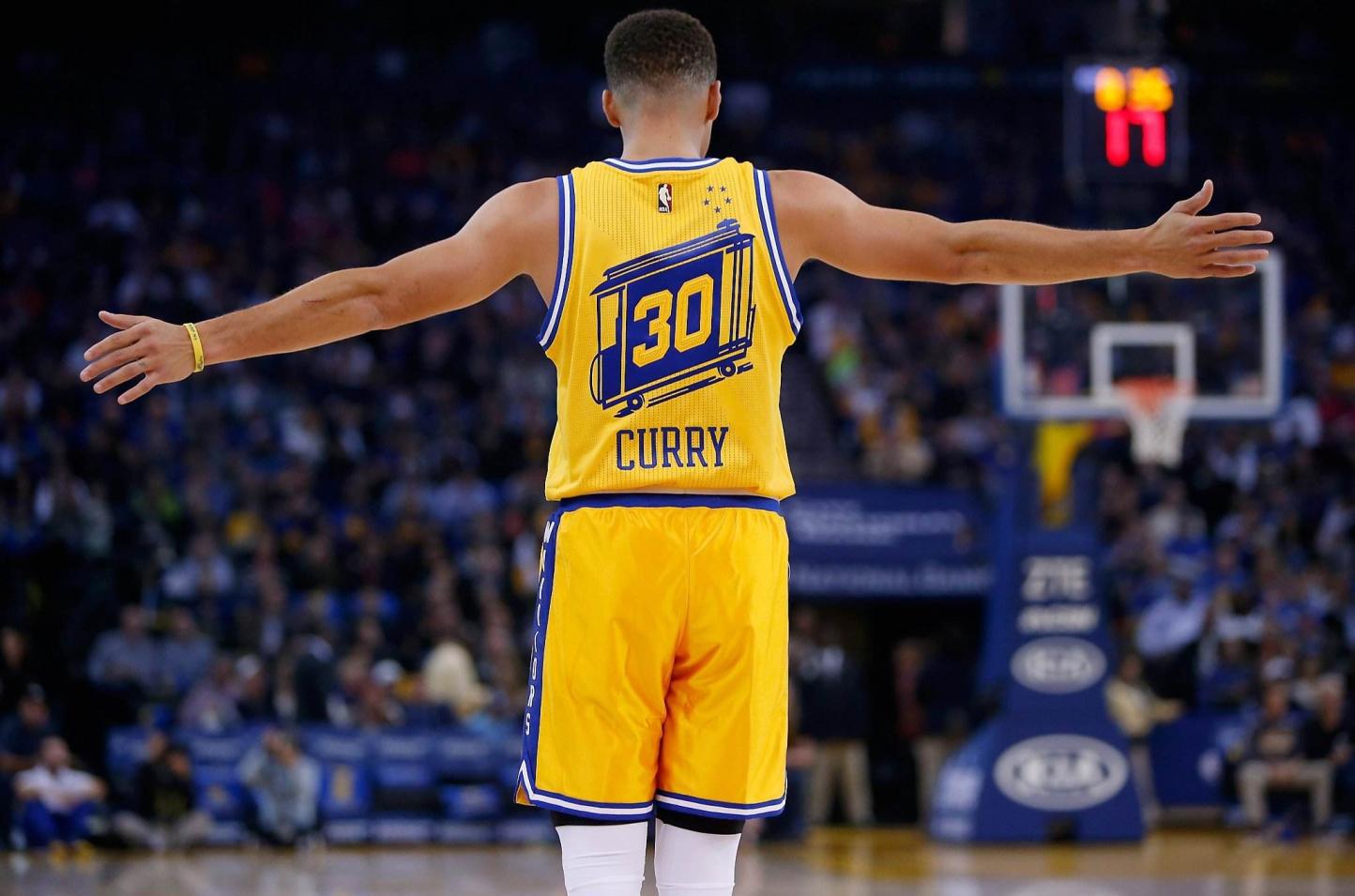 NBA3+1高手排行榜, 库里仅排第3 第一55次纯