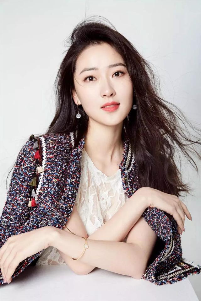 最美的青春:7位女星戏外照,张曼玲金佩云是母女,吴改花真漂亮