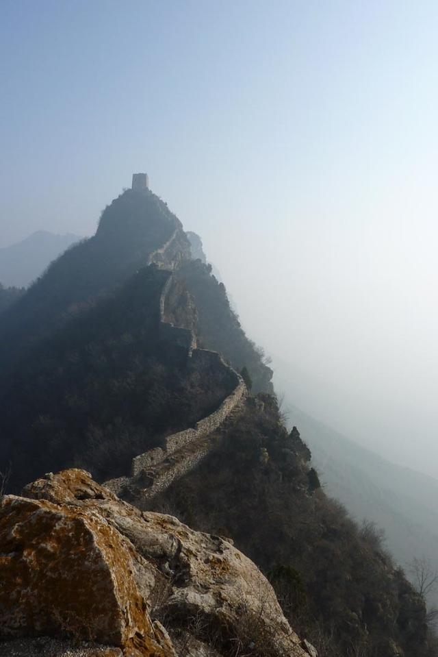 中国最危险的长城，每年都有驴友坠崖毙命，却挡不住他们追求刺激