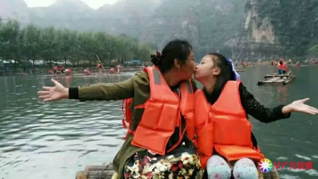 我心目中的英雄,不是什么伟大的人物,而是我的