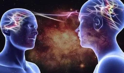 心理学家：当你正在想念一个人的时候，对方也一定会有感觉