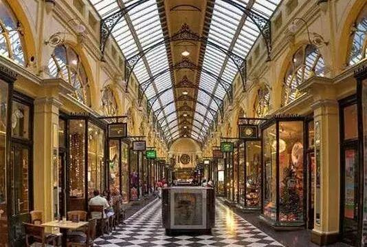 2018年国务院宣布:商业用房可改成住宅性质,享