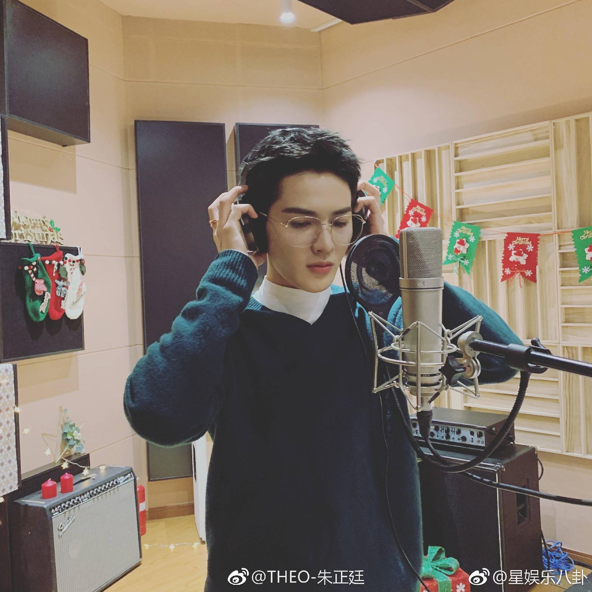 朱正廷新歌 朱正廷首支个人单曲《The Winter Light》正式上线