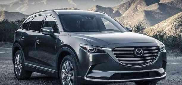 马自达CX-9整体延续了家族式设计理念, 时尚动感!