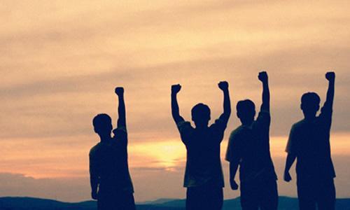 很多人进电子厂打工,原因却是冲着姑娘多