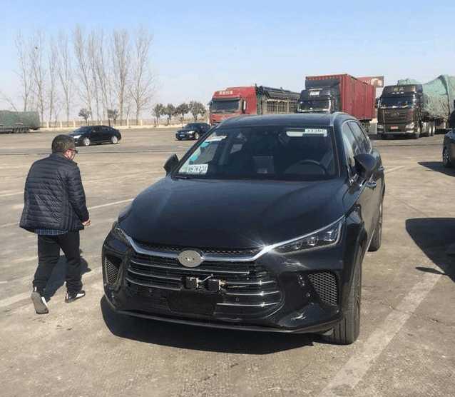 偶遇比亚迪唐二代，外观充满力量感，旋转搭配+电子档杆，16万起