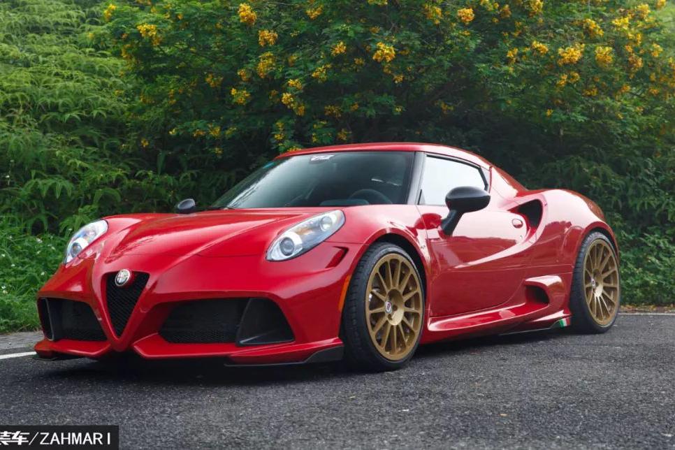 阿尔法·罗密欧4C国内首改，少数派玩家的情怀尤物！