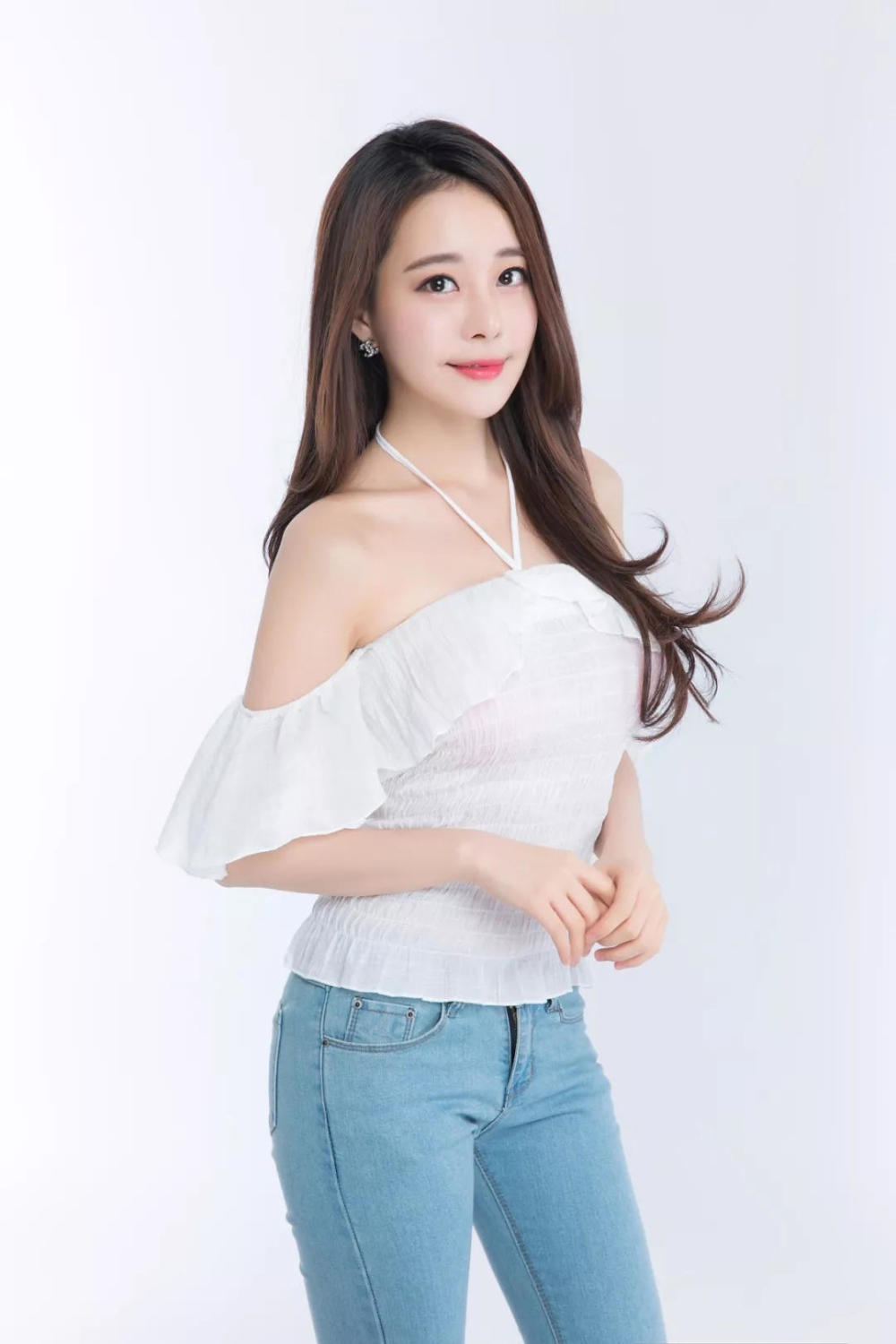 清秀丽质气质型的美女,美丽时尚性感大方!