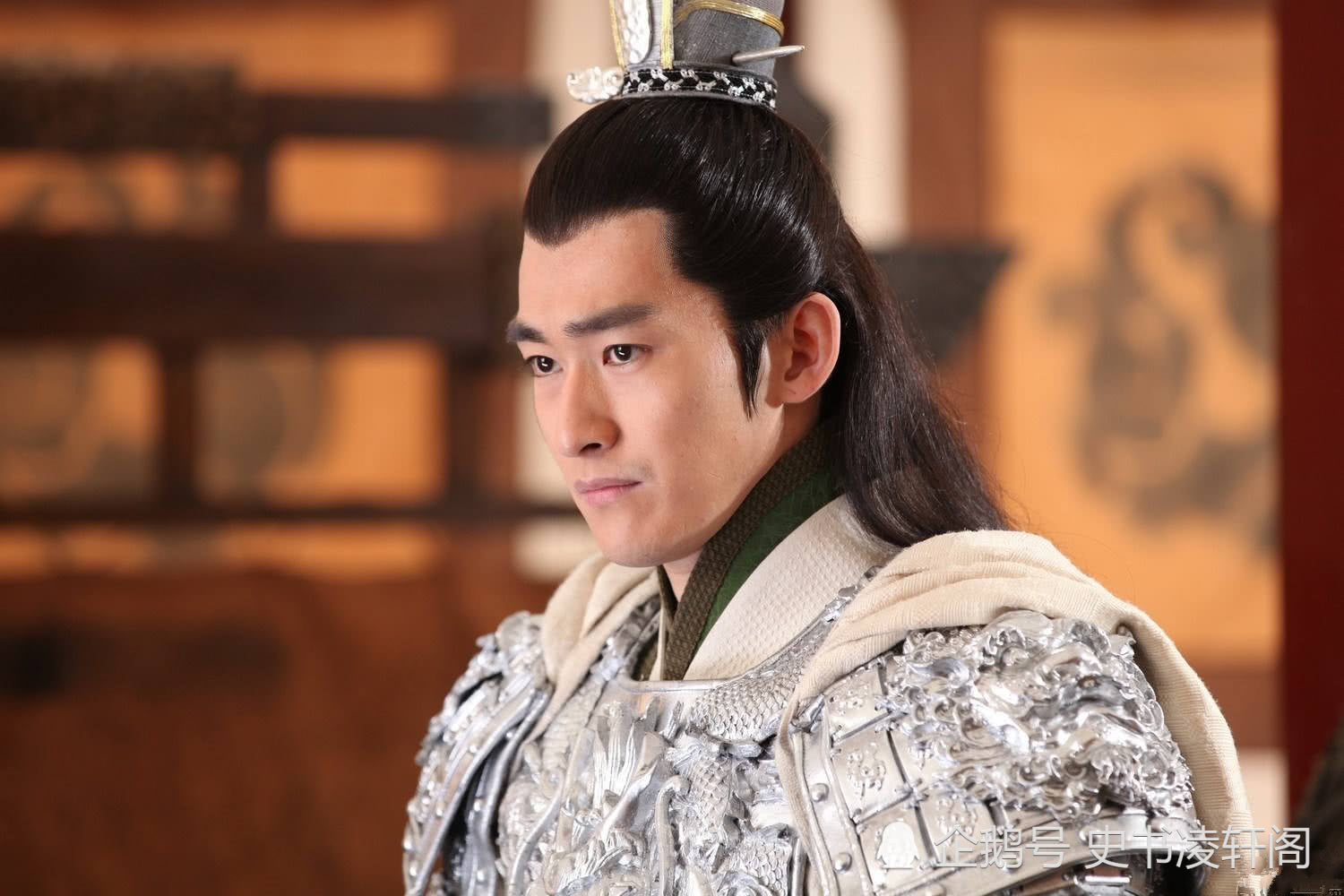 李元霸与隋唐好汉的七场大战,他一锤打翻罗成,两招击杀宇文成都