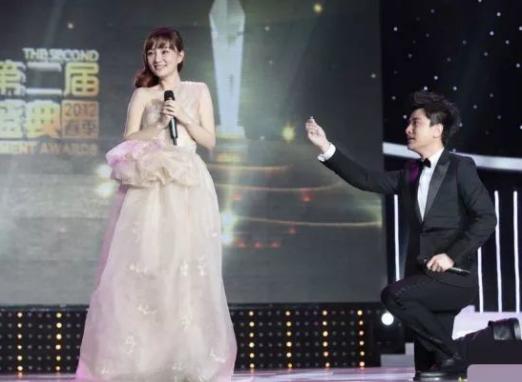 名星花样求婚,太浪漫了!这样的求婚给我来一打!