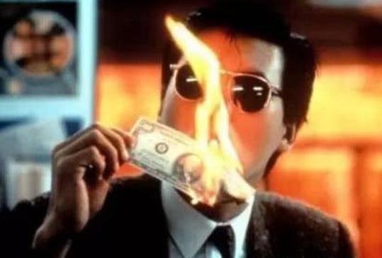 中国体坛有多少烟民?张继科大街吞云吐雾,国足