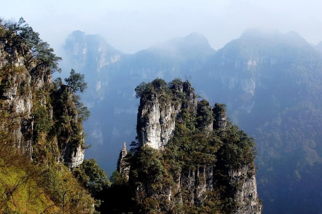 贵州油杉河峡谷:峰林剑雨的喀斯特景观王国,可堪为小张家界