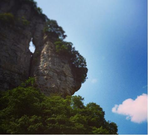 贵州红果人口_贵州盘县红果唐飞照片(2)