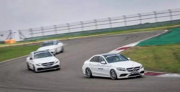 跑车太贵不现实! 这些车性能超强, 价格只有跑车的十分之一