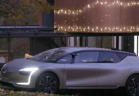 雷诺SYMBIOZ概念车，无人驾驶连接未来