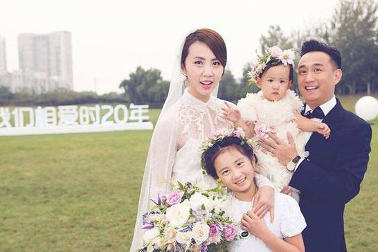 盘点何炅主持的五对明星婚礼,黄磊和孙莉最扎