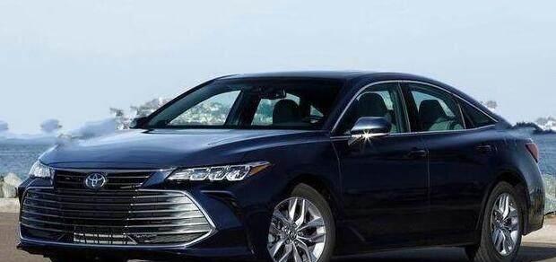 凯美瑞或被取代，丰田新车比奔驰还气派，17万力拼迈腾帕萨特！