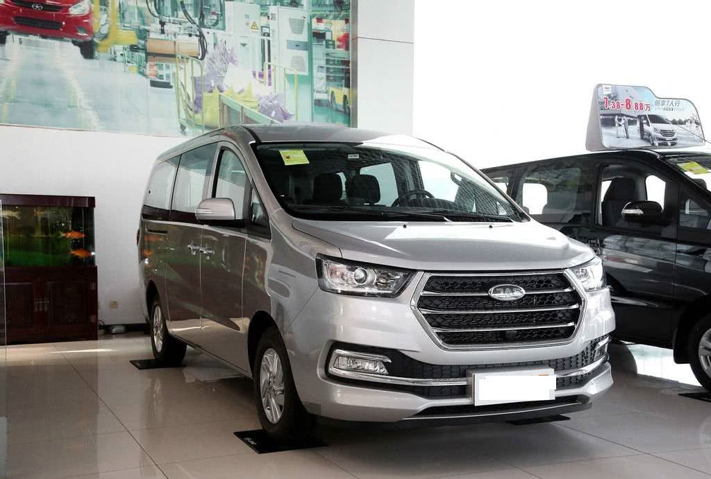 厚道的国产MPV,外观霸气,6.4万,看啥宝骏730