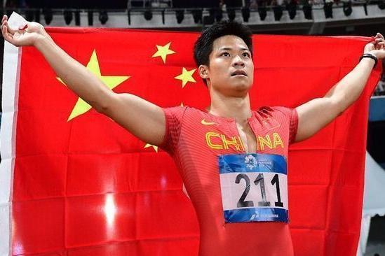 田径百米比赛的半决赛和决赛时间为什么离得这