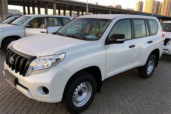 丰田霸道2700中东版优惠行情 普拉多2.7丐版港口最低报价