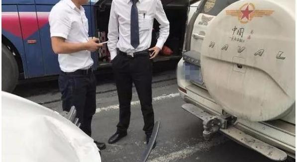 丰田哈弗H9追尾, 卡罗拉车主想暴揍哈弗车主, 大呼对方没素质!