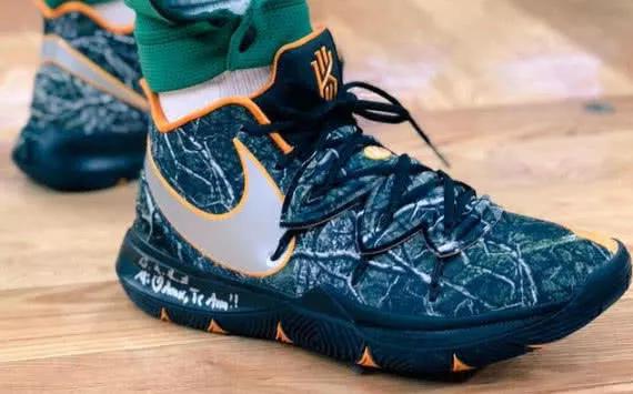 万圣节耐克出尽风头,罗斯9不甘落后,却都不如