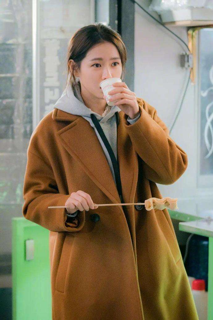 《经常请吃饭的漂亮姐姐》一改女主犯二傻兮兮人设, 更接地气