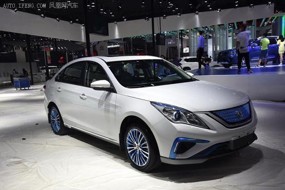 景逸S50 EV续航达250km 广州车展上市