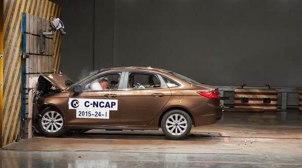 这4款安全性超好的SUV, 传祺、途观、长安、宝骏, 你买车选哪款?