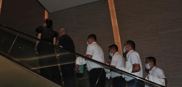 香港富豪林建岳设宴60大寿, 刘銮雄精神大好拖着老婆甘比道贺