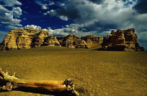 方?两千多年来,她们一直藏在新疆这个地方!