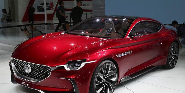 英国人买不到要哭了！保时捷的外观领先发动机，奢华跑车仅平民价