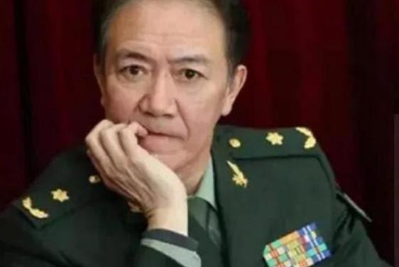潘长江的军衔原来这么高!韩红都是正师级!明星
