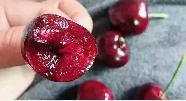 经常吃樱桃有哪些好处？什么人千万不能吃？这个夏天你该了解它了