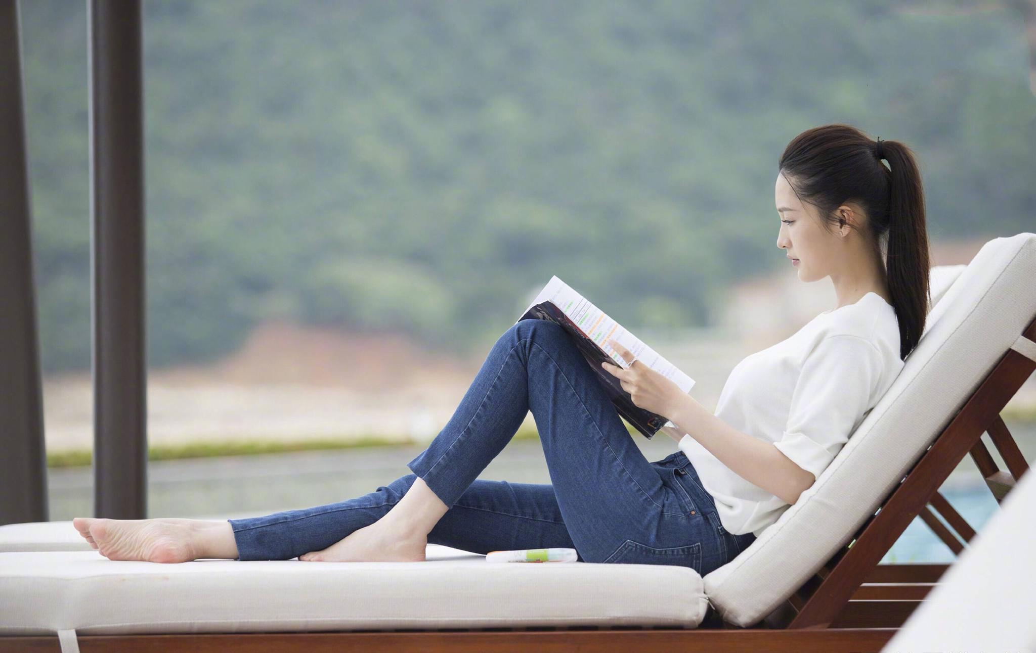 明星魅足秀第二十一期:李沁