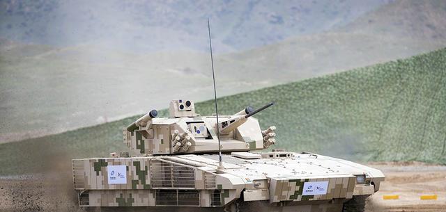 中国正发展新一代小口径速射火炮:弹头直接埋