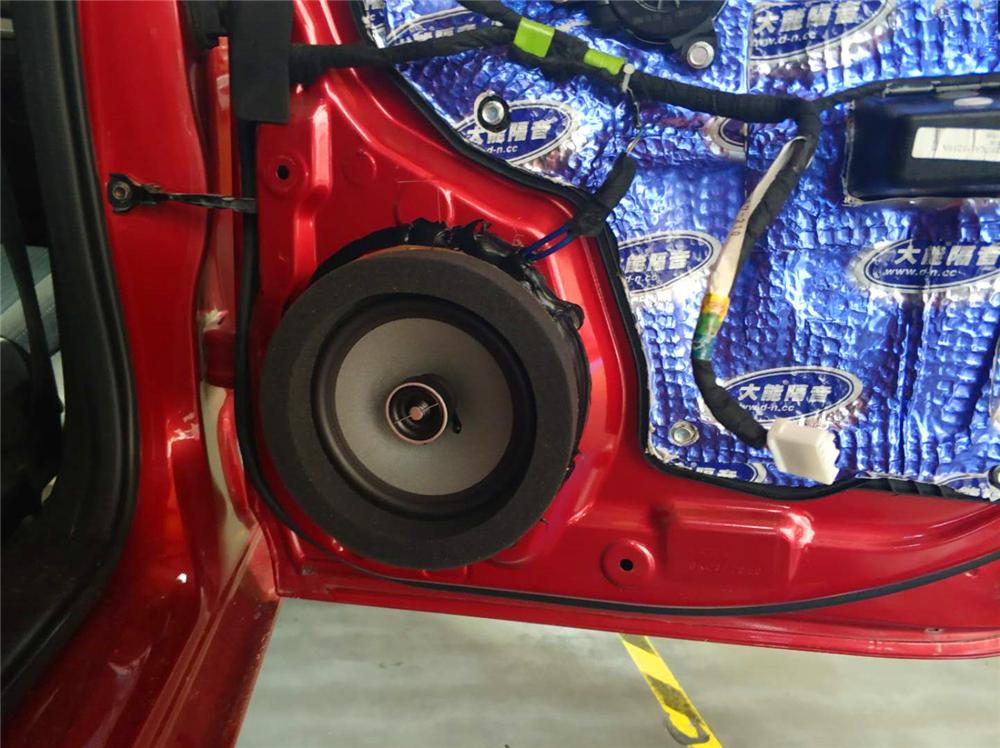 自达昂克赛拉改装意大利特雷仕后,声音变得如