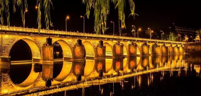 抚州文昌里:诗情画意港东厢