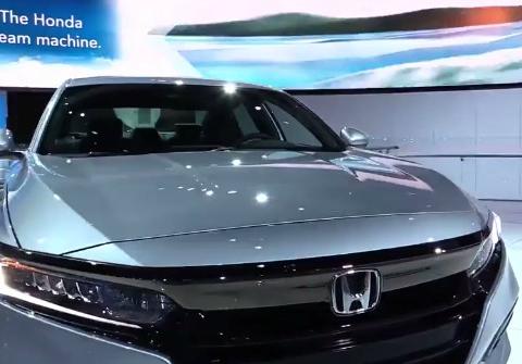 2018款全新一代本田雅阁车展实拍