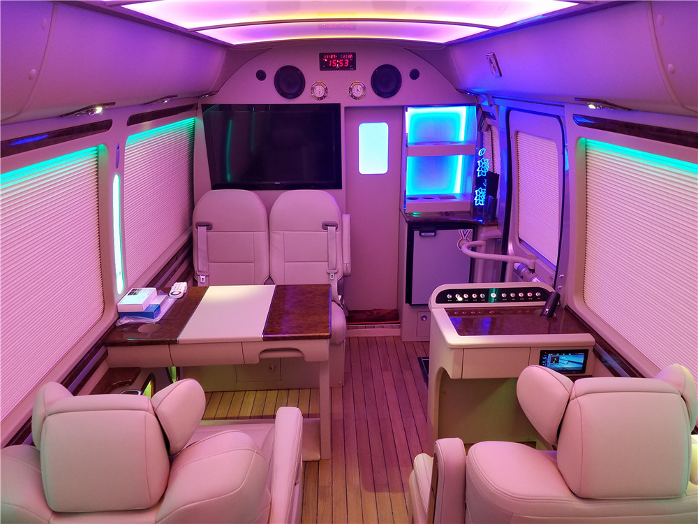 大空间 C照即可驾驶 自动波 丰田考斯特房车 无需外电可吹空调!