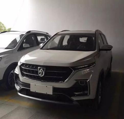 宝骏新款SUV现身4S店比510还大, 销售说三万就能提走