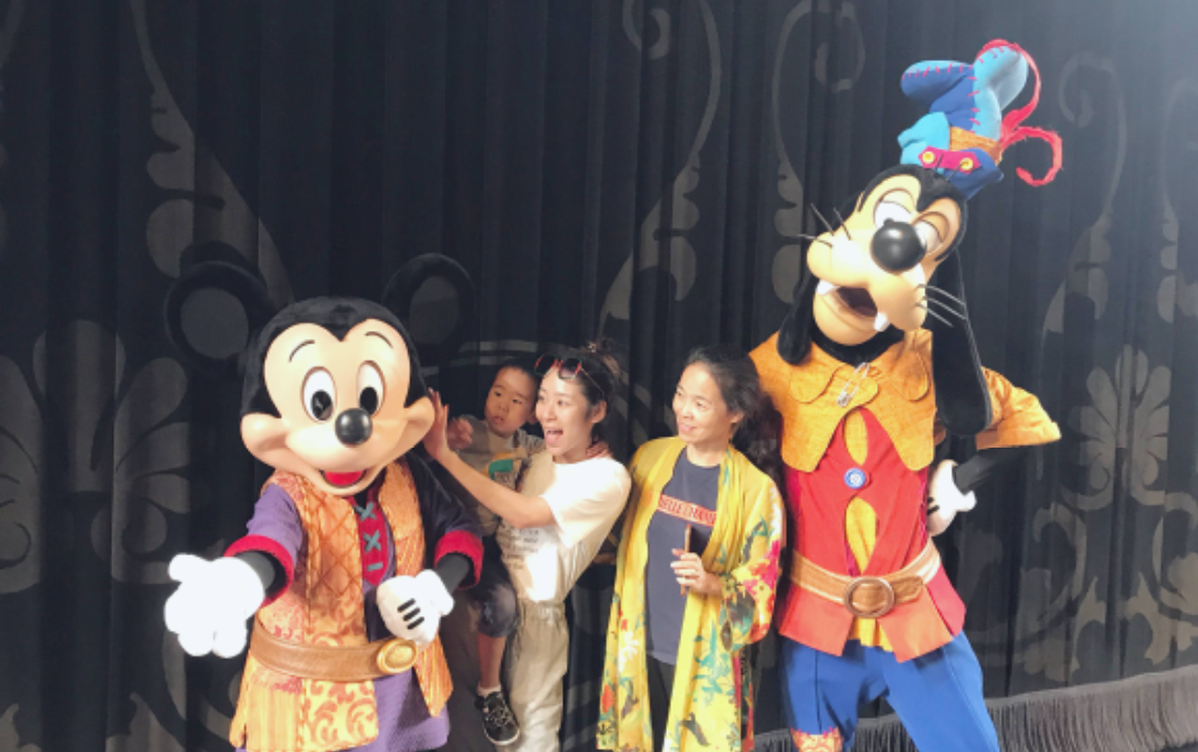 深圳佳兆业球员徐亮的妻子晒出旅游照,球迷:孩