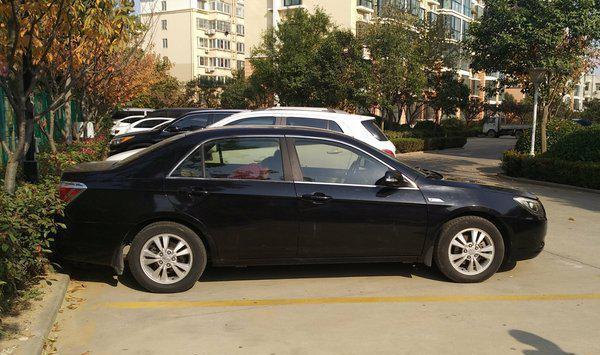 比亚迪-G6 手动尊贵型，安全性到位，用料厚道，品质更没得说