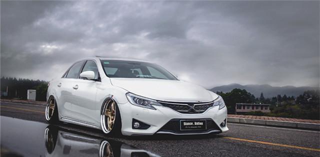 即将停产最好看的轿车，喜欢丰田的，要赶紧上一波车了