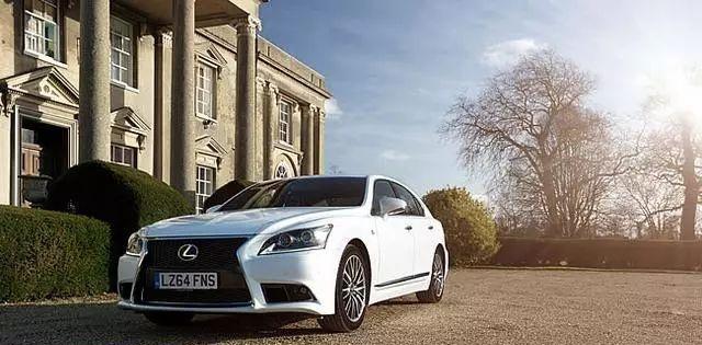 雷克萨斯向来以可靠著称，没想到这次阴沟里翻了船，你还敢买吗？