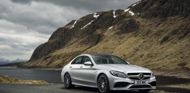 年薪50万的人为什么也不开奔驰宝马?因为这3