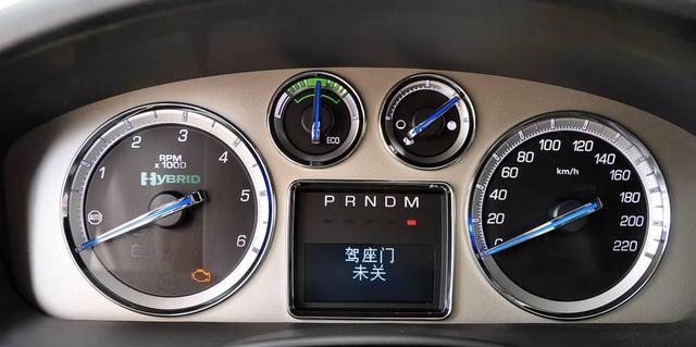 综艺节目卡拉偶客的御用座驾原来是你凯迪拉