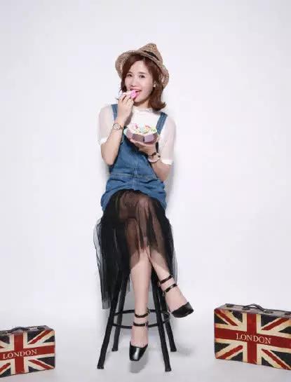 快手大胃王排名,胡桐桐第三,猫妹妹第二,第一