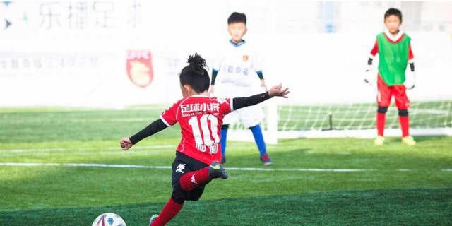 中国足球小将平均年龄只有九岁,一路斩杀,场场